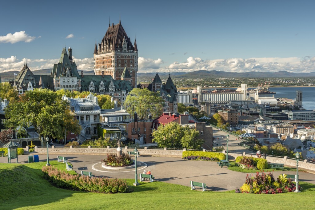 Vue panoramique du Vieux-Québec et du Château Frontenac dans la région de Québec.